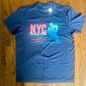 Aeropostale hockey tee- new with tags!